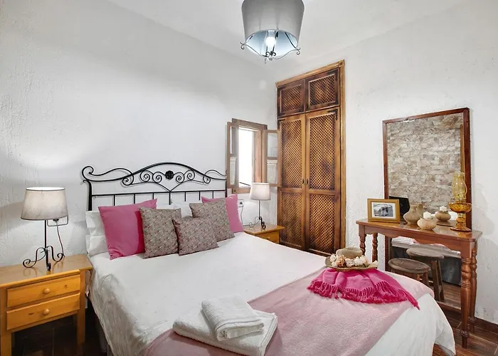 Carmenes * Икод-де-лос-Винос