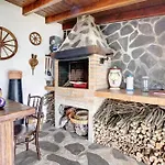 Villa Carmenes *